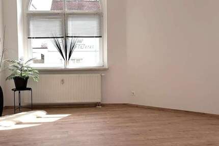 Wohnung Wurzen - 1 Zimmer, 49 m&sup2;, 375&euro; | Angebot:26422953