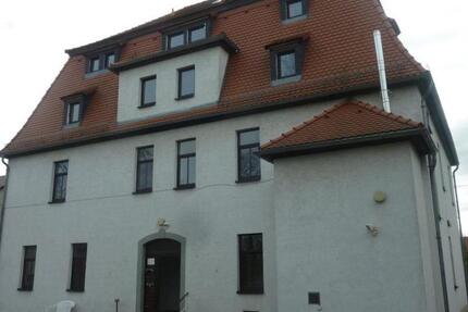 Wohnung Pegau - 2 Zimmer, 42 m&sup2;, 240&euro; | Angebot:25473975