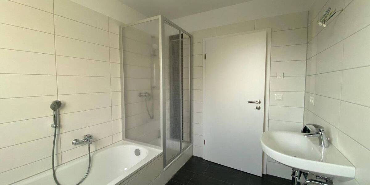 Etagenwohnung Eilenburg Zschettgau - 3 Zimmer, 88 m&sup2;, 900&euro; | Angebot:25524599