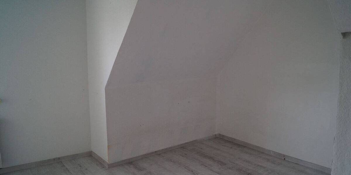 Etagenwohnung Delitzsch Gertitz - 4 Zimmer, 75 m&sup2;, 700&euro; | Angebot:26879268