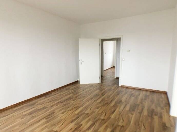 Etagenwohnung Eilenburg Eilenburg-Berg - 2 Zimmer, 49 m&sup2;, 270&euro; | Angebot:26320699