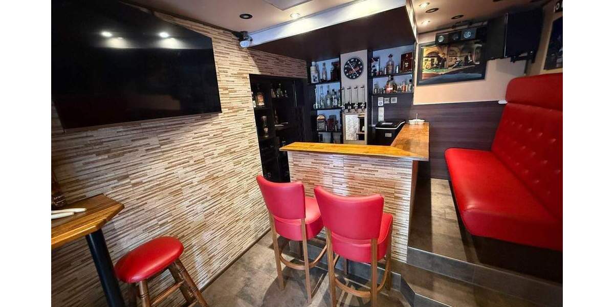 +++ Ein- Zweifamilienhaus mit möglicher Einliegerwohnung, oder Büro +++ 6 zimmer