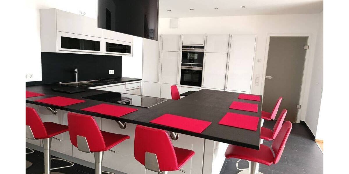 Etagenwohnung Zwenkau - 3 Zimmer, 108 m&sup2;, 1.499&euro; | Angebot:26308337