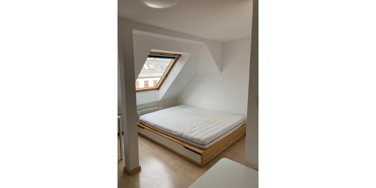 Dachgeschoßwohnung Leipzig Nord - 1 Zimmer, 25 m&sup2;, 420&euro; | Angebot:25282383