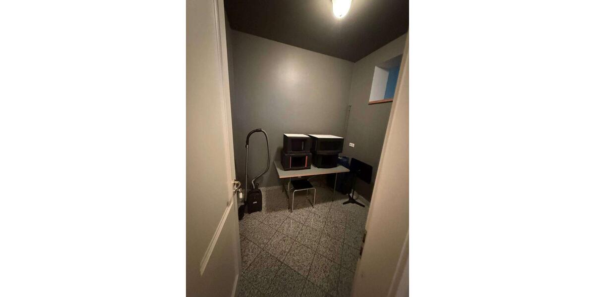 Etagenwohnung Leipzig Mitte - 4 Zimmer, 142 m&sup2;, 2.588&euro; | Angebot:26404478
