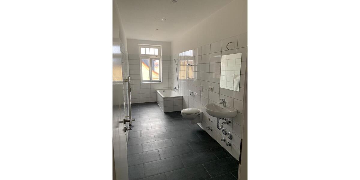 WG Zimmer zu Zwischenmiete mit Hund, Katz und viel Platz bis 1.3. 4 zimmer