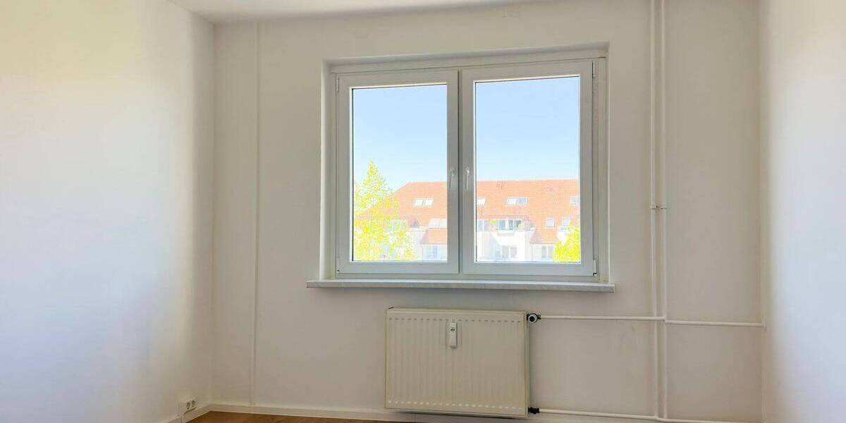 Etagenwohnung Leipzig Heiterblick - 2 Zimmer, 67 m&sup2;, 150.000&euro; | Angebot:26694660