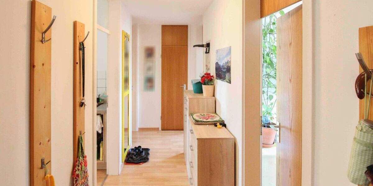 Etagenwohnung Markranstädt - 3 Zimmer, 69 m&sup2;, 160.000&euro; | Angebot:25718006