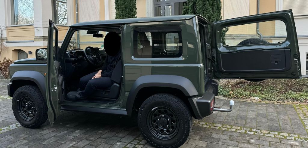 Suzuki Jimny 1.800 km 34.700 &euro; Leipzig 04229