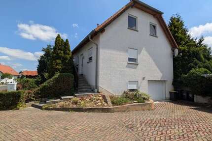 Haus Borna - 6 Zimmer, 130 m&sup2;, 325.000&euro; | Angebot:27075978