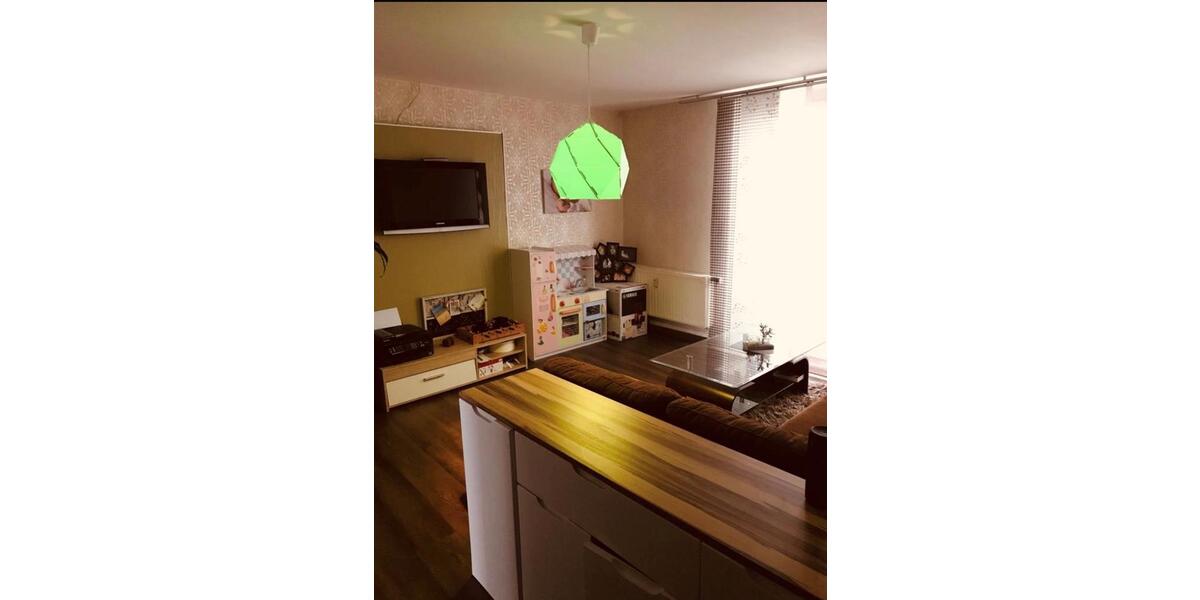 Etagenwohnung Hohenmölsen - 7 Zimmer, 150 m&sup2;, 149.000&euro; | Angebot:26827525
