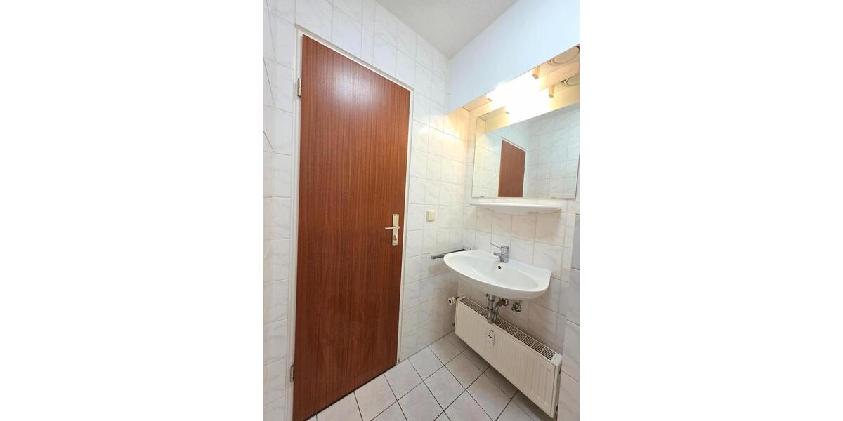 Dachgeschoßwohnung Markranstädt - 1 Zimmer, 33 m&sup2;, 69.000&euro; | Angebot:26643719
