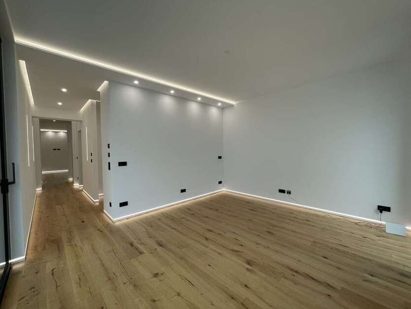 Mit dem Aufzug direkt in die Traumwohnung am Zwenkauer See! 4 zimmer