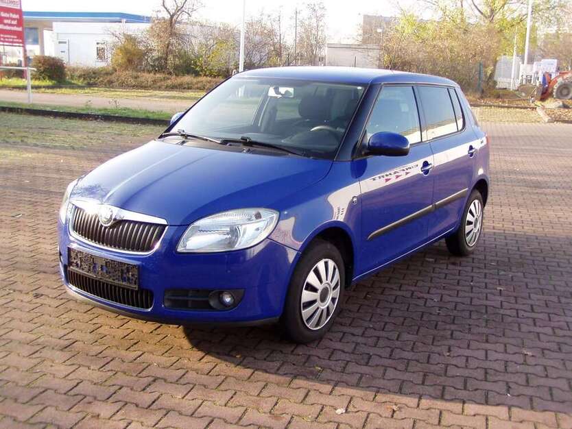 Skoda Fabia 78.330 km 5.500 € Halle 06120