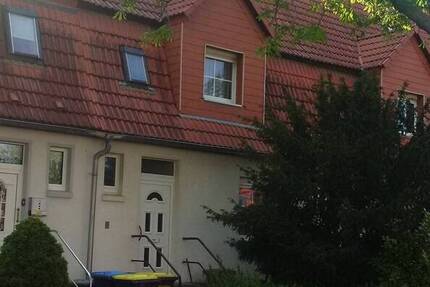 Haus Leuna - 4 Zimmer, 89 m&sup2;, 95.000&euro; | Angebot:25771959