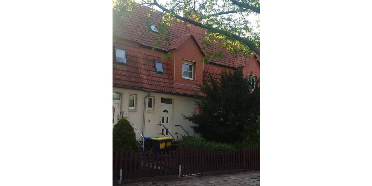 Mehrfamilienhaus, Wohnhaus Leuna - 4 Zimmer, 89 m&sup2;, 95.000&euro; | Angebot:25771959