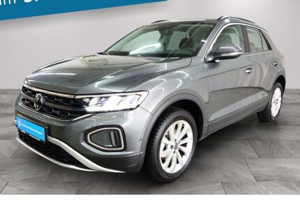 VW T-Roc 7.660 km 30.870 € Borna 04552