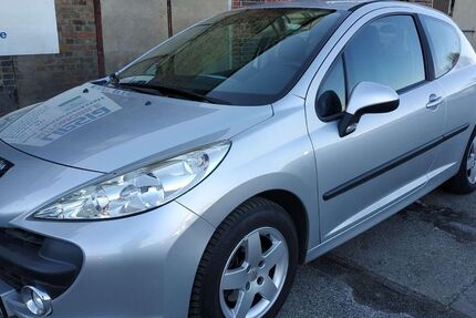 Peugeot 207 123.209 km 2.990 &euro; Leipzig 04129