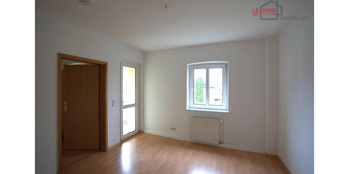 Etagenwohnung Böhlen - 3.5 Zimmer, 75 m&sup2;, 638&euro; | Angebot:26060661
