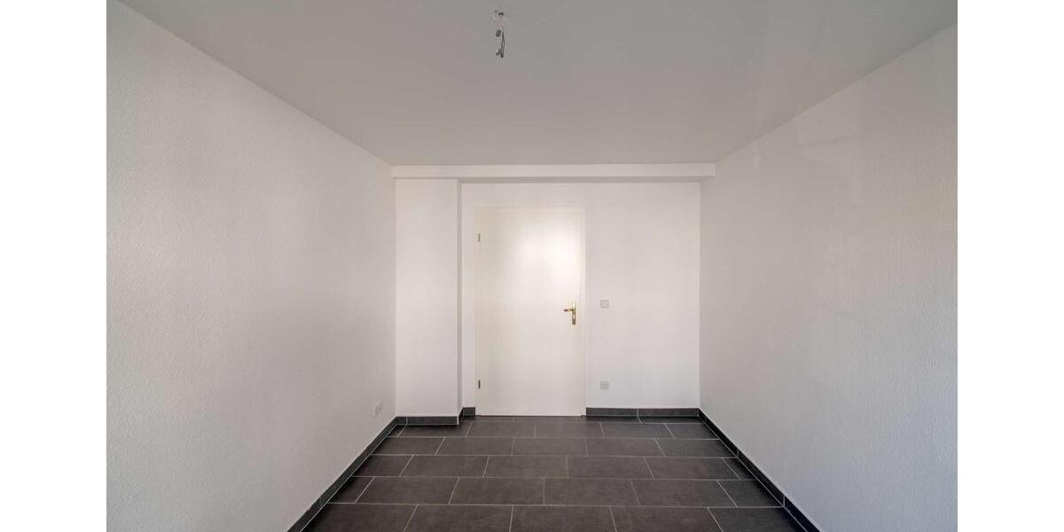 Etagenwohnung Borna - 2 Zimmer, 59 m&sup2;, 450&euro; | Angebot:25790172