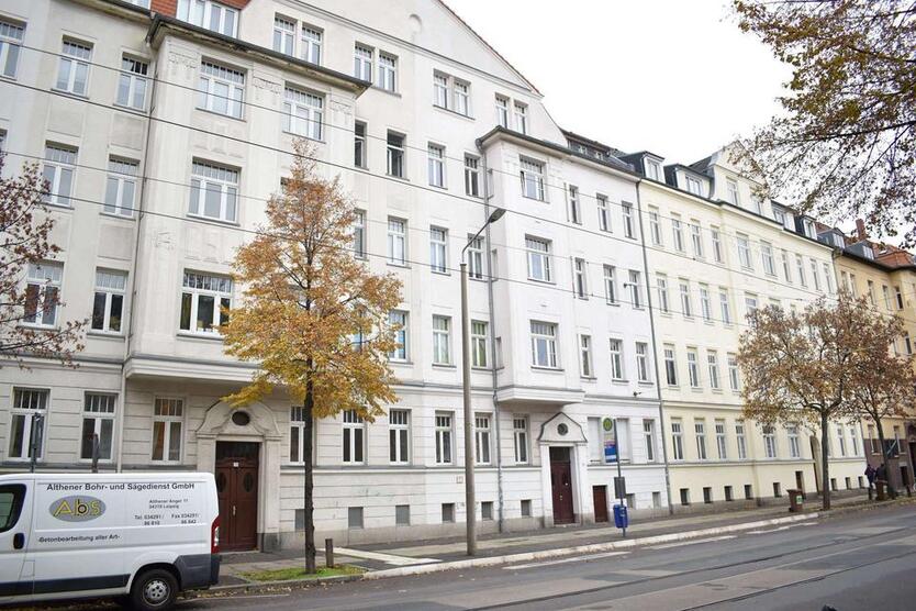 sehr gute Infrastruktur I 3 Zimmer I Küche mit Einbauküche und Essbereich I Balkon