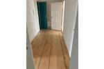 Großzügige 2-Zimmer mit Dielen, EBK, Wanne, Dusche und Tageslichtbad in zentraler Lage!
