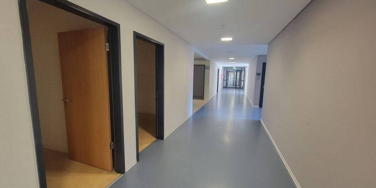 Gewerbeobjekt Leipzig Zentrum-Ost - 2 Zimmer, 979 m&sup2;, 10.780&euro; | Angebot:25986799