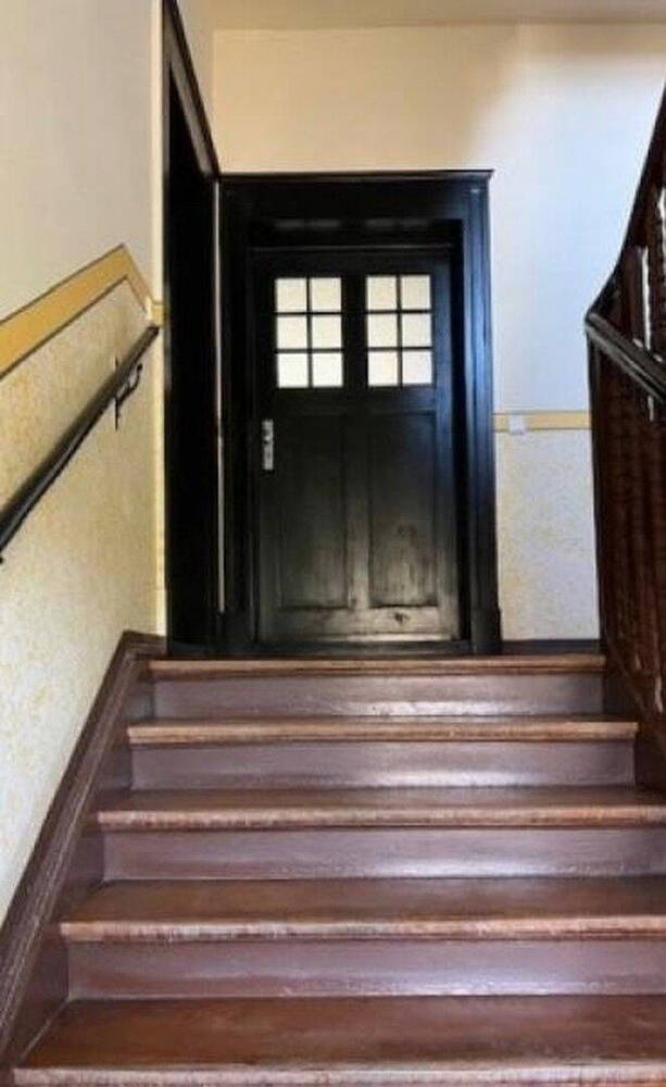 Ruhige und helle, umfassend sanierte Wohnung mit neuer Einbauküche zu vermieten