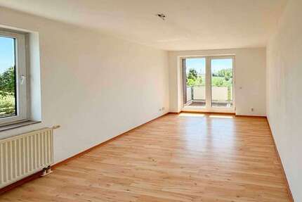 Wohnung Leuna - 3 Zimmer, 70 m&sup2;, 110.000&euro; | Angebot:27272320