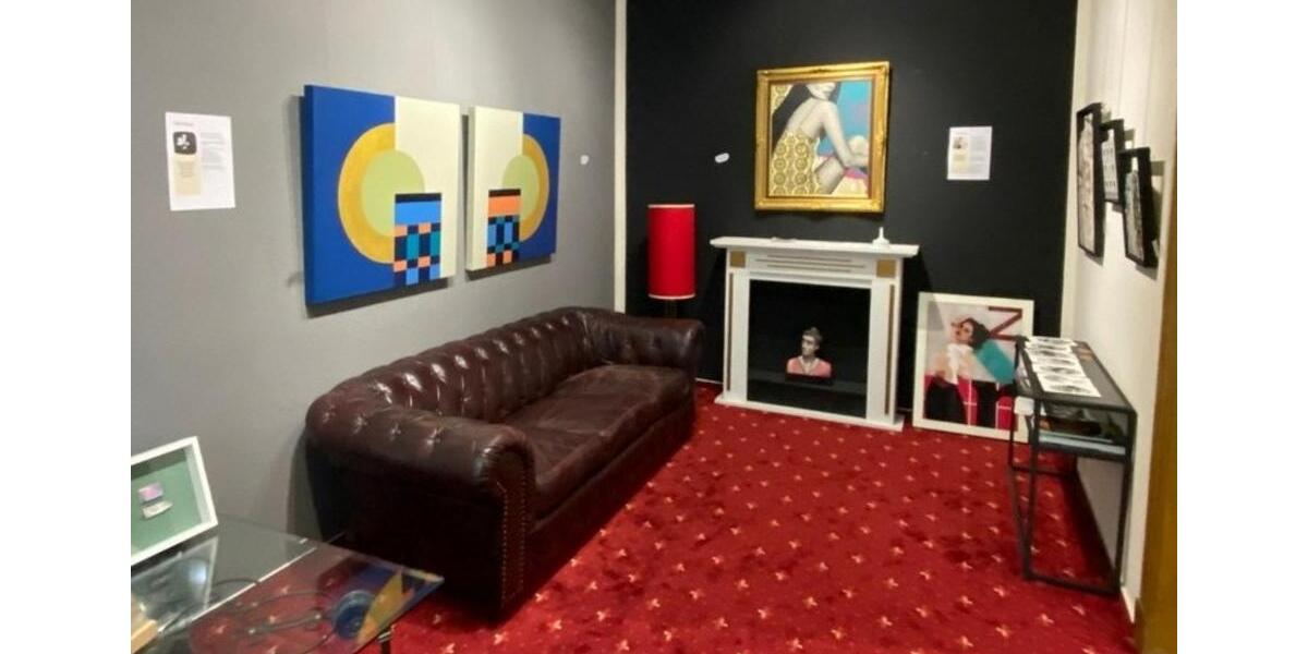 Co-Working in Galerie: Büro für KreativeCoachGrafik zimmer