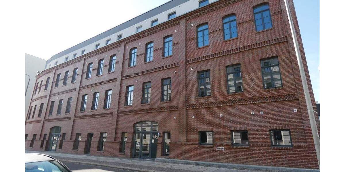 Großzügige 2-Zi. Whg. mit Balkon, Parkett m. FHB und TG-Stellplatz! 2 zimmer