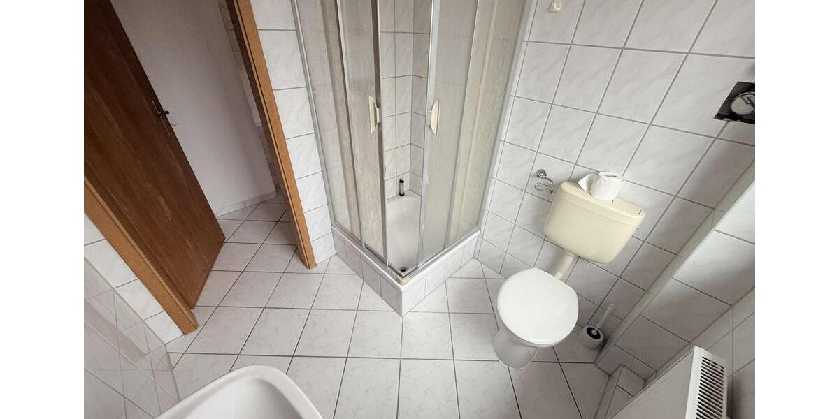 Etagenwohnung Bad Dürrenberg - 1 Zimmer, 35 m&sup2;, 290&euro; | Angebot:25080963