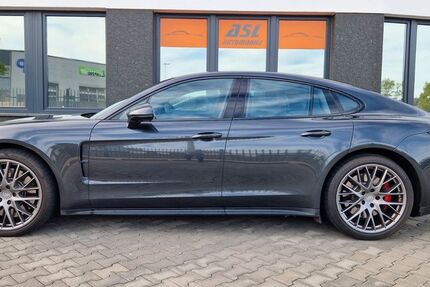 Porsche Panamera 112.000 km 68.800 € Leipzig 04347