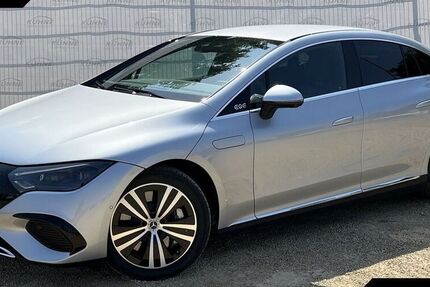 Mercedes EQE