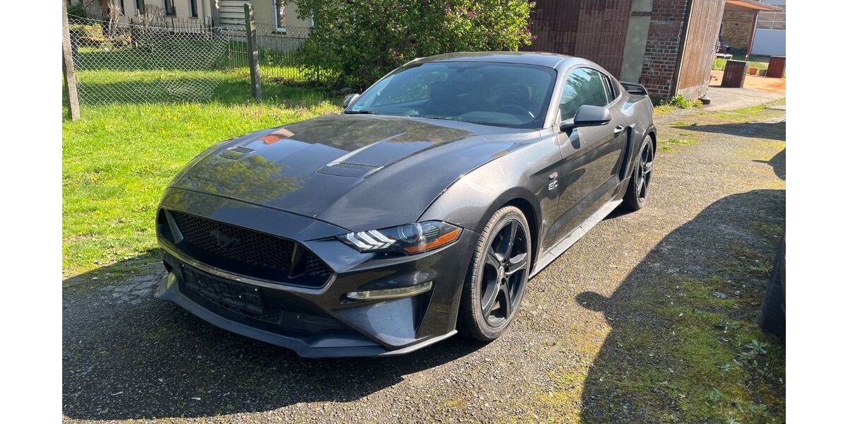 Ford Mustang 47.000 km 29.899 &euro; Leipzig 04288