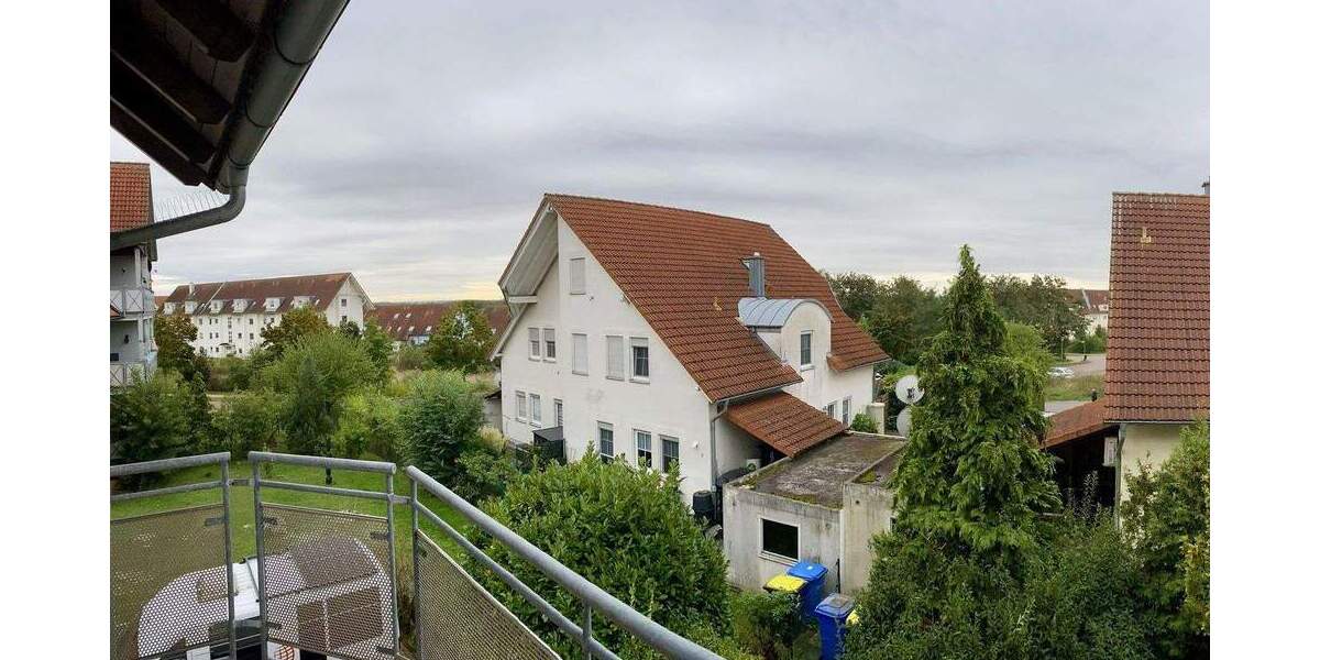 Etagenwohnung Schkopau Ermlitz - 2 Zimmer, 62 m&sup2;, 530&euro; | Angebot:25305155