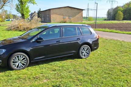 VW Golf 93.000 km 13.999 &euro; Merseburg OT Blösien 06217