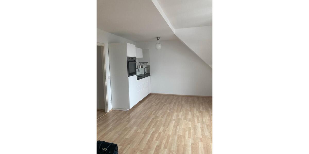 Dachgeschoßwohnung Leipzig Nord - 1 Zimmer, 29 m&sup2;, 400&euro; | Angebot:25281116