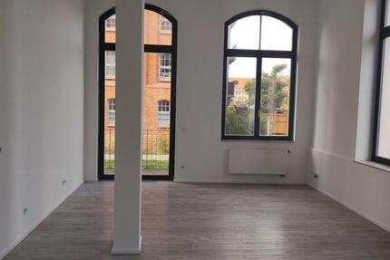 Betreutes Wohnen- renovierte 2-Raum Wohnung in Gohlis 2 zimmer