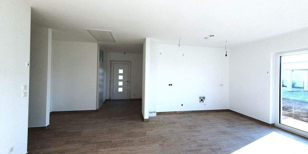 Bungalow Löbnitz - 4 Zimmer, 110 m&sup2;, 1.500&euro; | Angebot:24180833