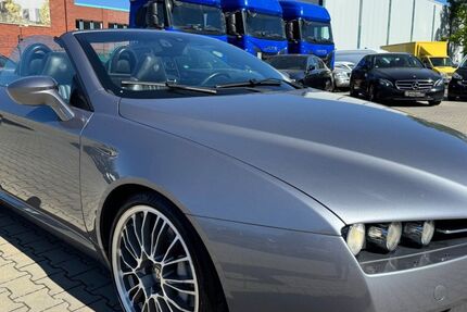 Alfa Romeo Spider 98.000 km 24.990 &euro; Machern 04827