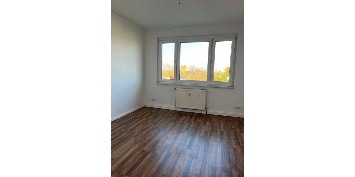 Etagenwohnung Groitzsch Großpriesligk - 3 Zimmer, 59 m&sup2;, 355&euro; | Angebot:24450619