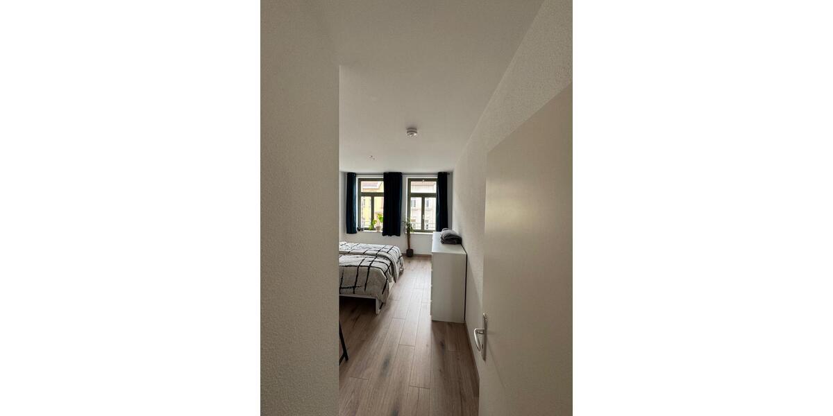 Dachgeschoßwohnung Leipzig Nordost - 2 Zimmer, 54 m&sup2;, 450&euro; | Angebot:25172010