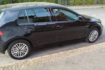 VW Golf 136.800 km 7.900 &euro; Leipzig 04288