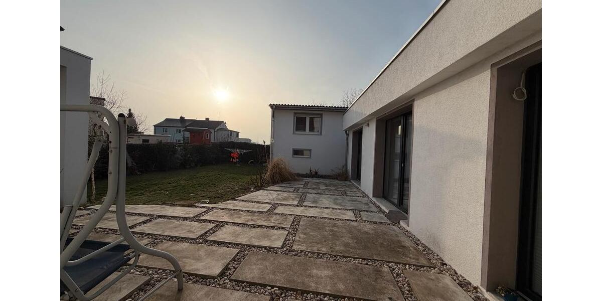 Einfamilienhaus Delitzsch - 3.5 Zimmer, 108 m&sup2;, 1.650&euro; | Angebot:25750343