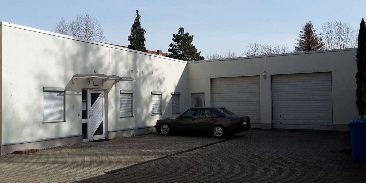 Büro in Merseburg 1.745 € 410 m² zimmer