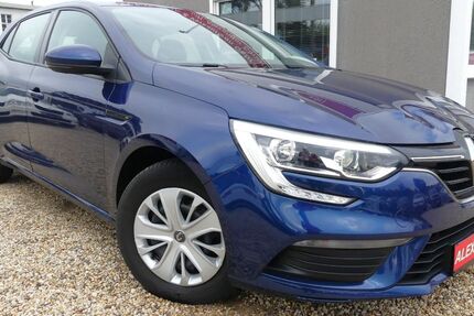 Renault Megane 97.732 km 8.200 &euro; Leipzig 04179