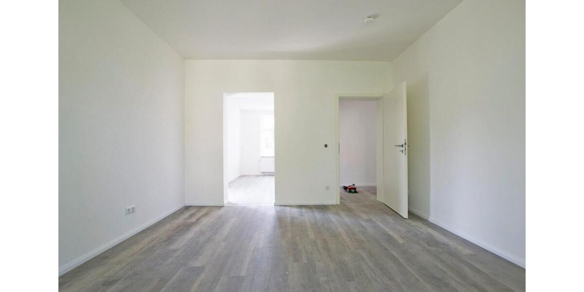 Lichtdurchflutete 5-Zimmer-Wohnung mit Südbalkon 5 zimmer