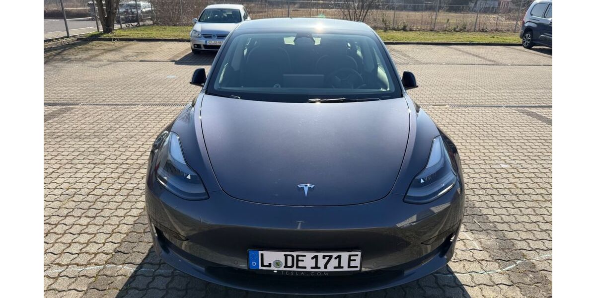 Tesla Model 3 82.300 km 21.500 &euro; Leipzig 04299