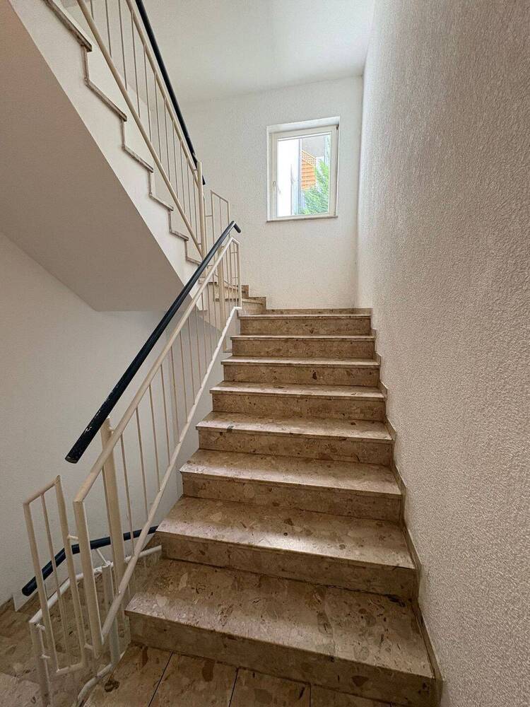 Vermietete Wohnung in Gohlis, mit Fahrstuhl